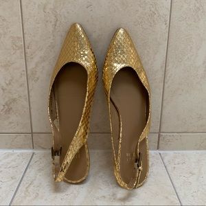 Gold rose snakeskin Stuart Weitzman size 7